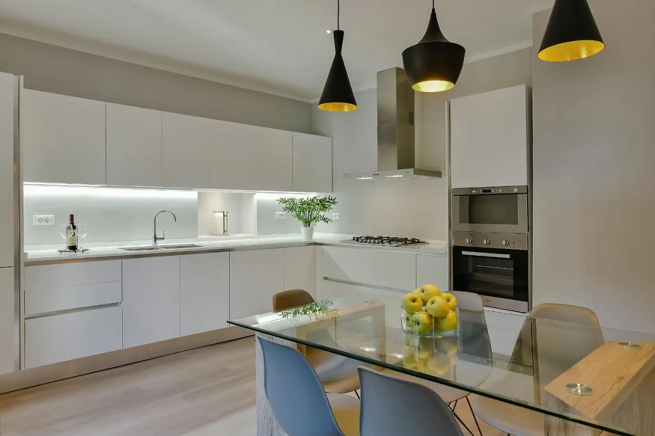Apartments Florence - Dello Sprone 0*,  Italy
