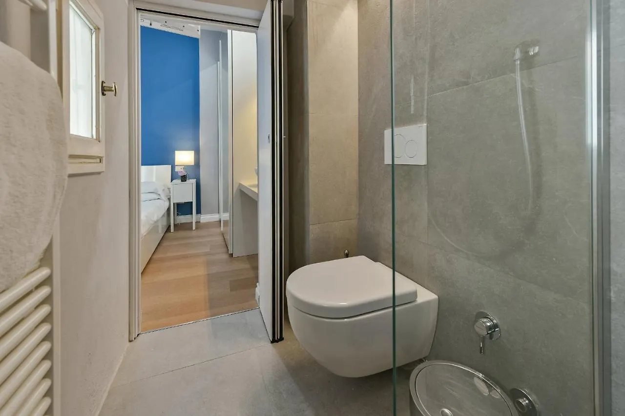 Apartments Florence - Dello Sprone 0*,  איטליה